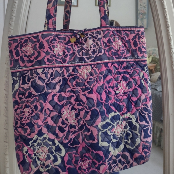 Two for One Vera Bradley Tote and Cross Body Bags Bundle - Picture 2 of 7